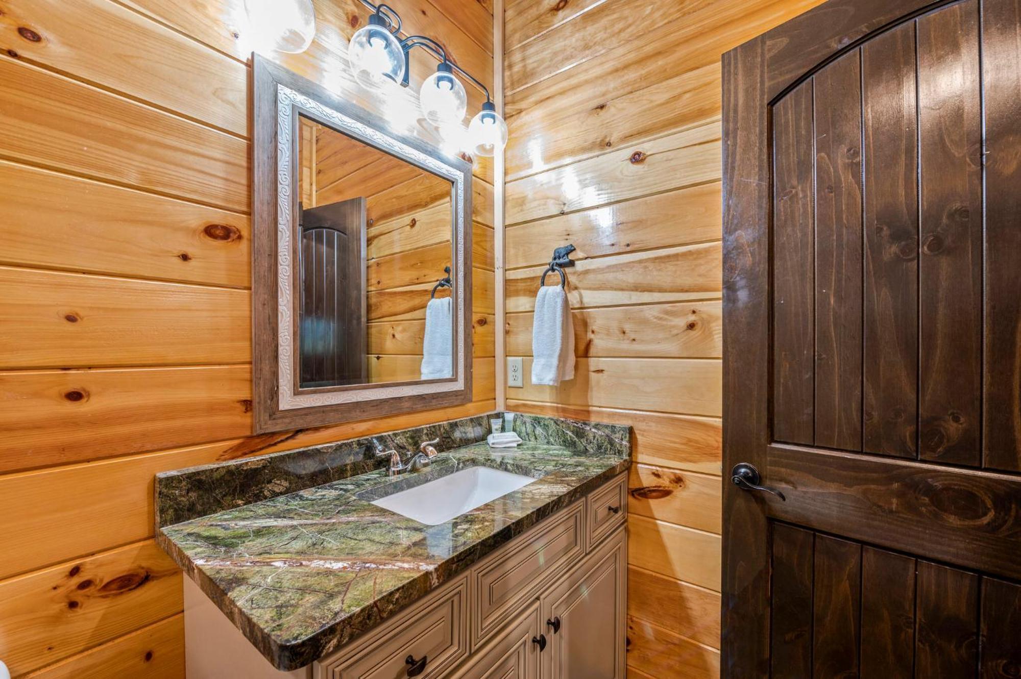 The Mighty Crabapple Manor By Stony Brook Cabins Gatlinburg Exteriér fotografie
